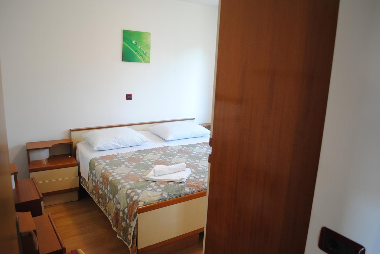 Holiday Home Ana Pula Bagian luar foto