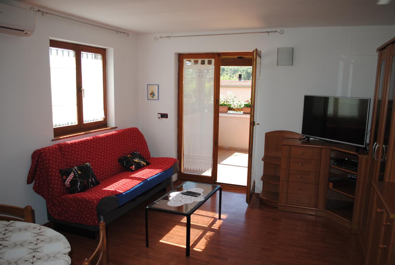 Holiday Home Ana Pula Bagian luar foto