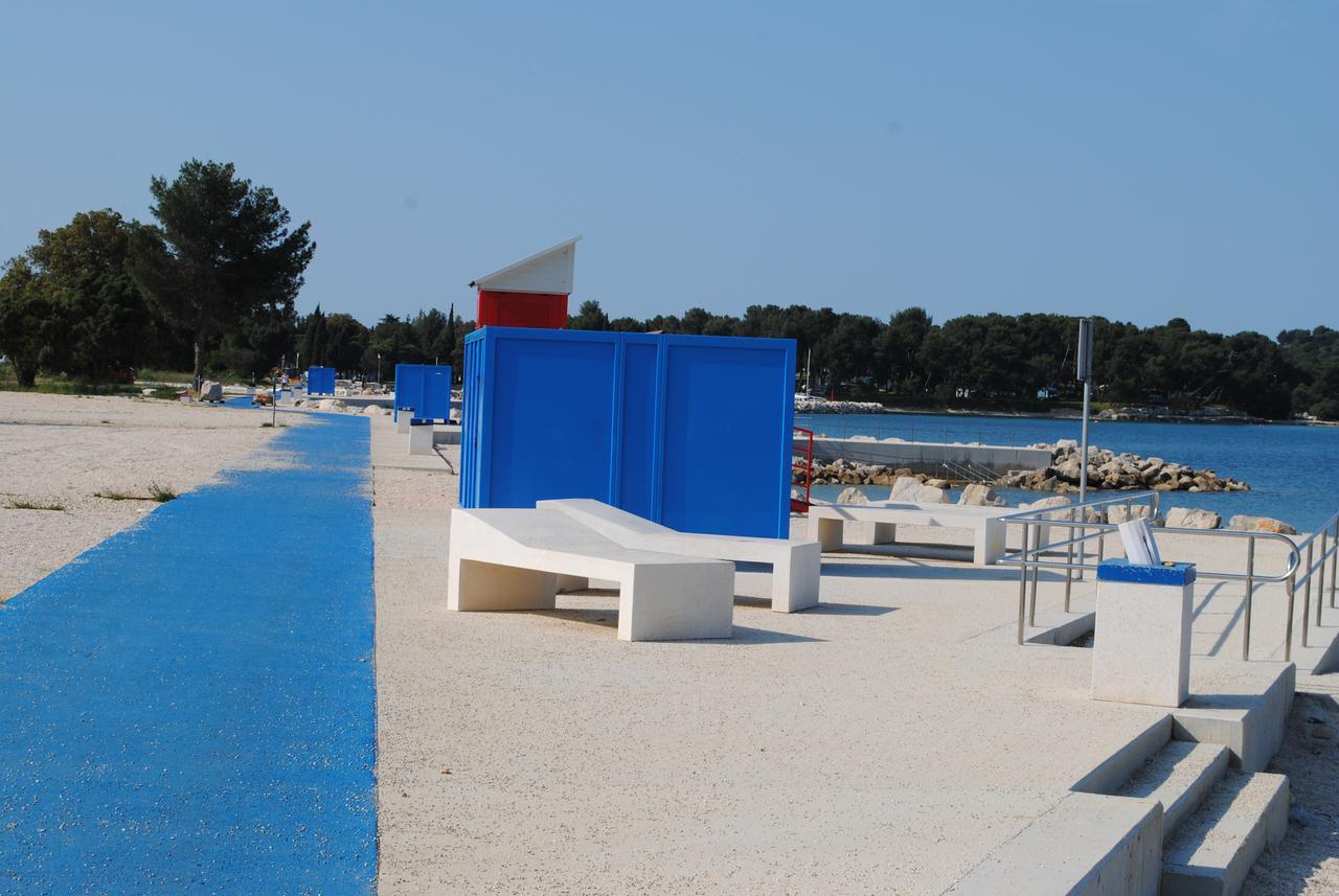 Holiday Home Ana Pula Bagian luar foto